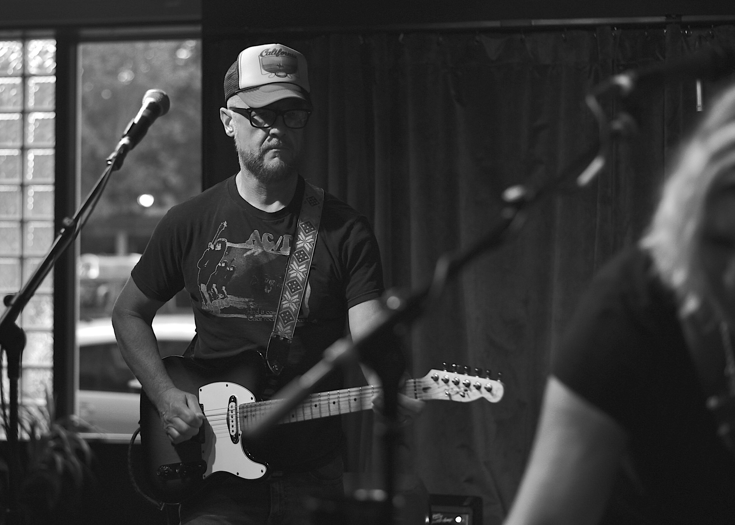 Josh Zee of The Starling Six at Peri's Tavern in Fairfax by William Wayland